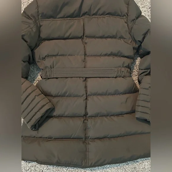 Michael Kors brown winter coat. Size M. Water resistant. Warm! Great condition! - Picture 7 of 8